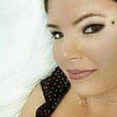 Lynia J Lee avatar