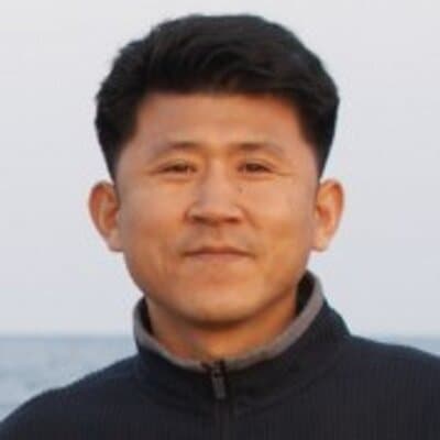 Yeong Jo Kim avatar